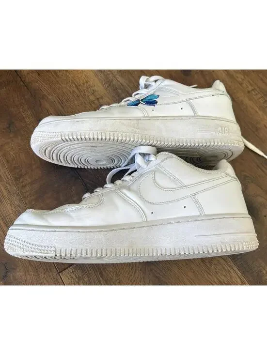 Nike Womens Sz 7 Air Force 1 Low Custom Blue Butterfly White Sneakers DD8959-100 - Picture 11 of 12